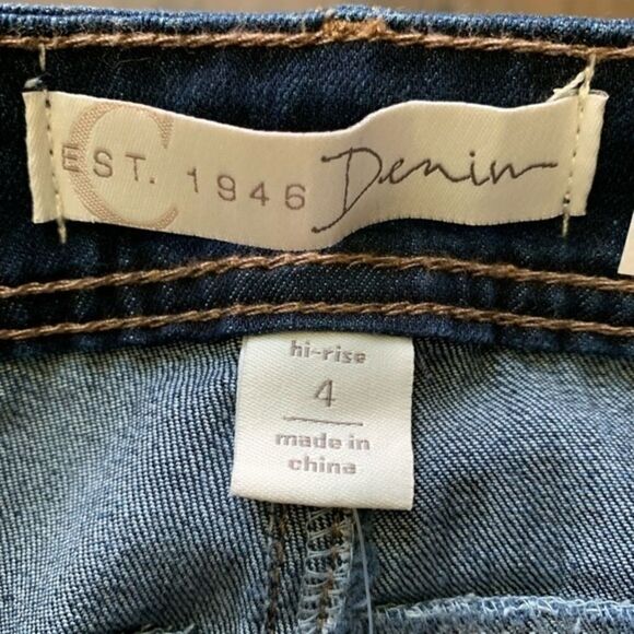 EUC- Eat 1946 Denim Shorts Size 4 - Picture 3 of 4